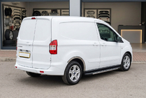 Ford Courier 2014–2023 Duru sidetrin (2 stk., aluminium) foto 1