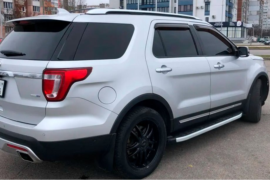 Ford Explorer 2011–2019 Fullmond sidetrin (2 stk., aluminium) Foto 4
