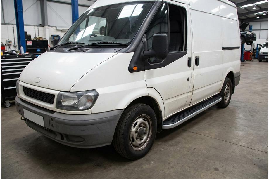 Ford Transit 2000–2014 Sidetrin Tayga Grey (2 stk., aluminium) Image