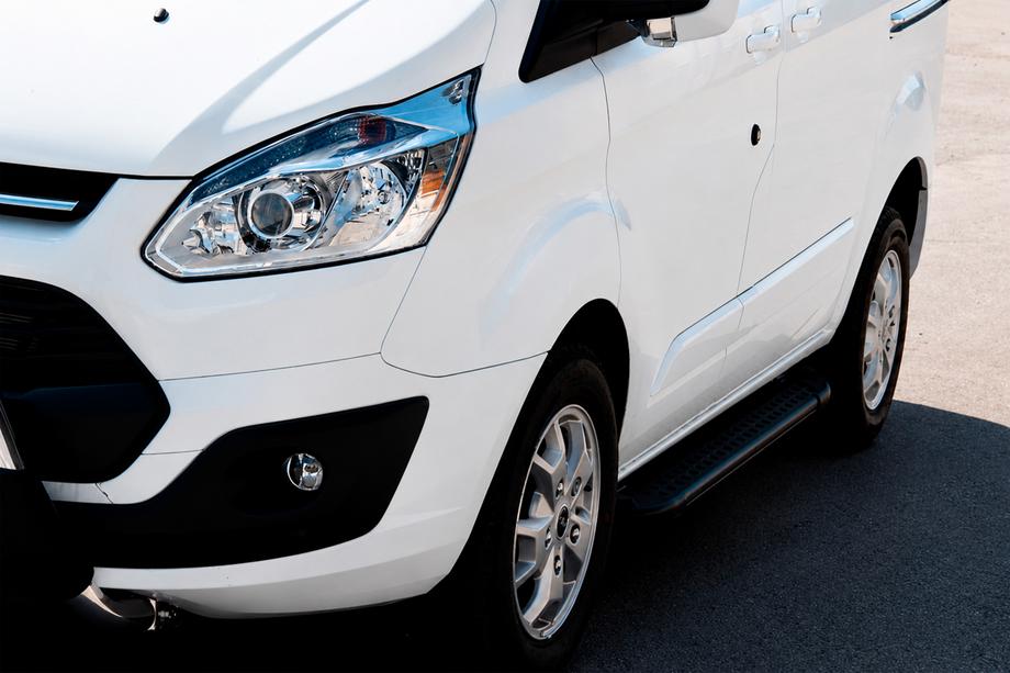 Ford Custom 2013–2022 Sidetrin Allmond Black (2 stk., aluminium) Lang akselafstand Image
