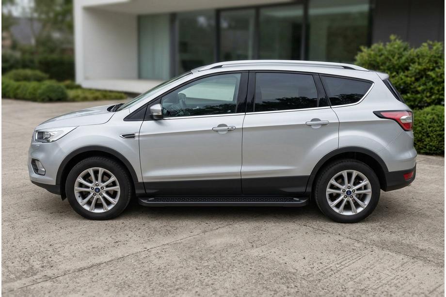 Ford Kuga/Escape 2013–2019 Allmond Black sidetrin (2 stk., aluminium) Image