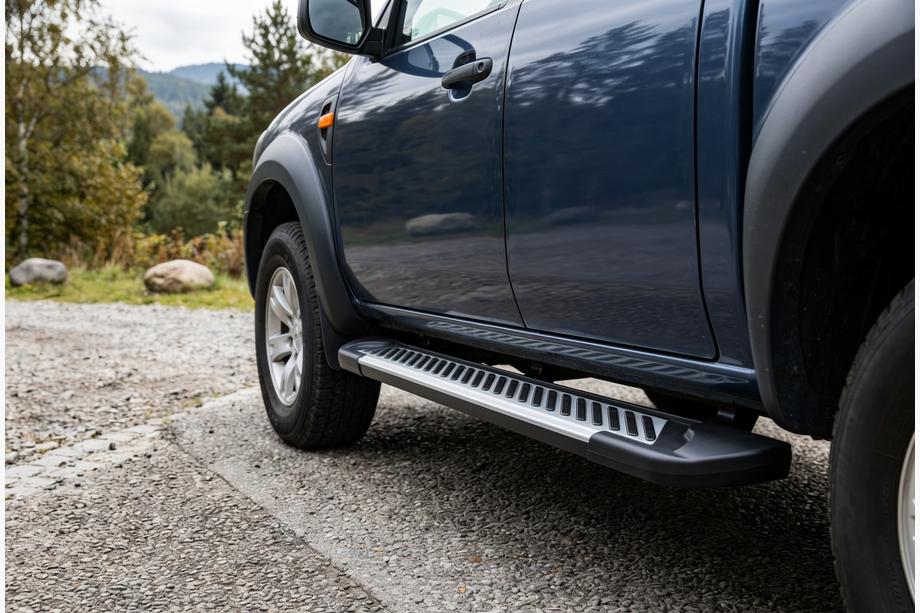 Ford Ranger 2007–2011 Sidetrin Line (2 stk., aluminium) Image
