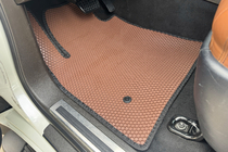 Toyota Land Cruiser 200 2007–2021 Gummimåtter Carsuit (2007-2012, brun) foto 1