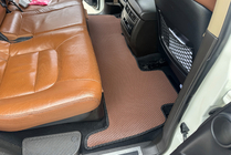 Toyota Land Cruiser 200 2007–2021 Gummimåtter Carsuit (2007-2012, brun) foto 4