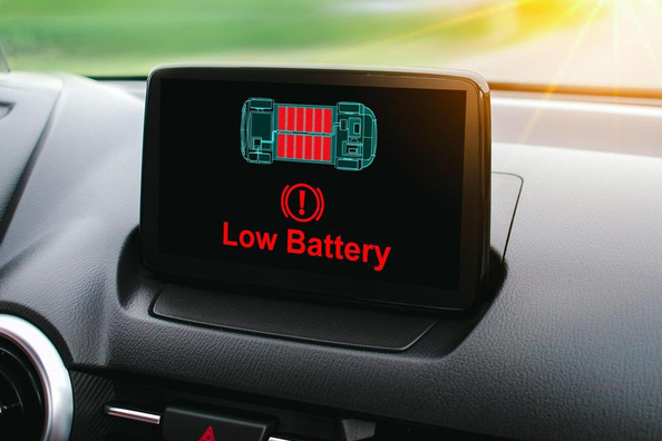 Fare ved dybafladning: derfor skader det elbilens batteri