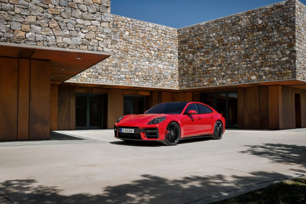 Test af 500 hk Porsche Panamera GTS (G3) 2024