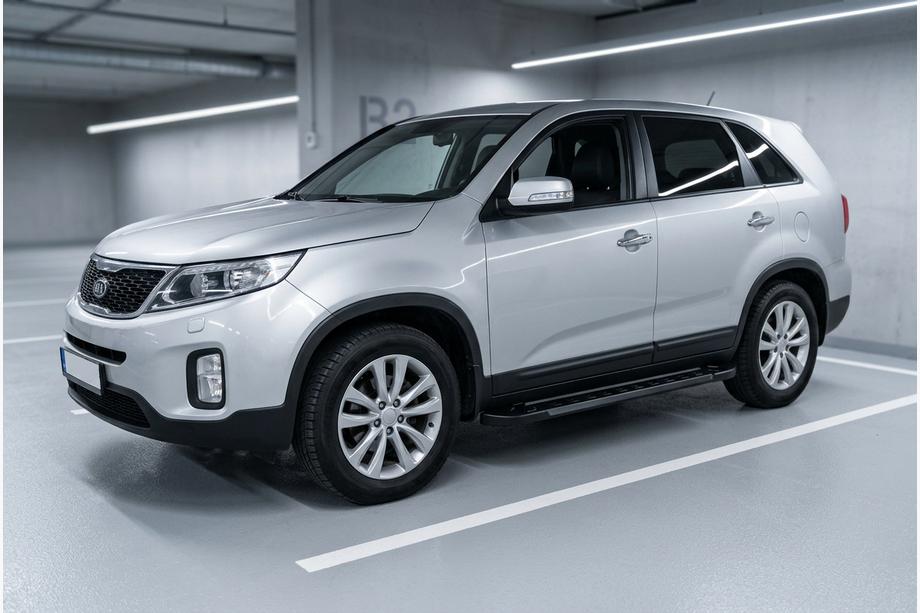 Kia Sorento II XM 2009–2014 RedLine Black side trinbrætter (2 stk., aluminium) Image