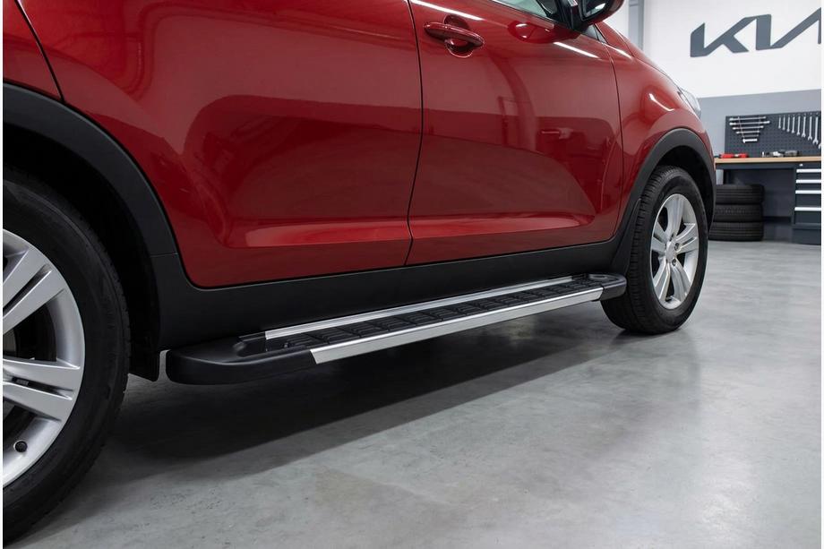 Kia Sportage 2010–2015 RedLine V1 sidestrin (2 stk., aluminium) Image