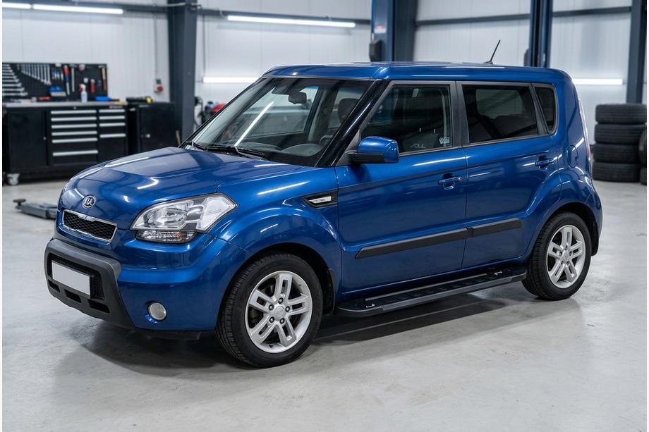 Kia Soul I 2008–2013 RedLine Black side trinbrætter (2 stk., aluminium) Image