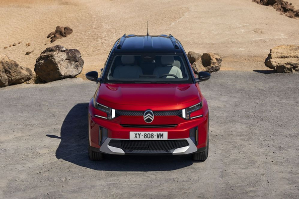 Anmeldelse af Citroën ë-C3 Aircross 2024: Tekniske specifikationer, udstyrsniveauer, fotos Foto 2