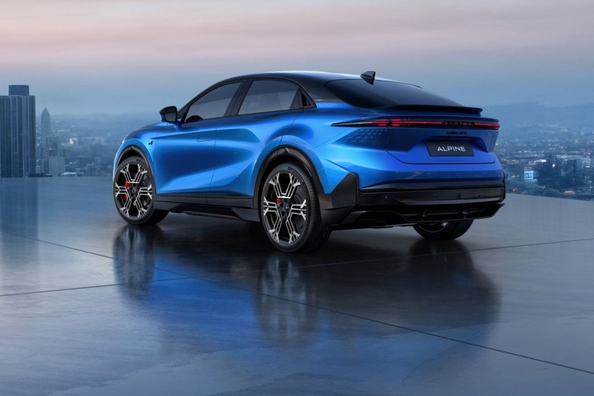 Anmeldelse af Alpine A390: Elektrisk fastback med sportsvognsdynamik Foto 3