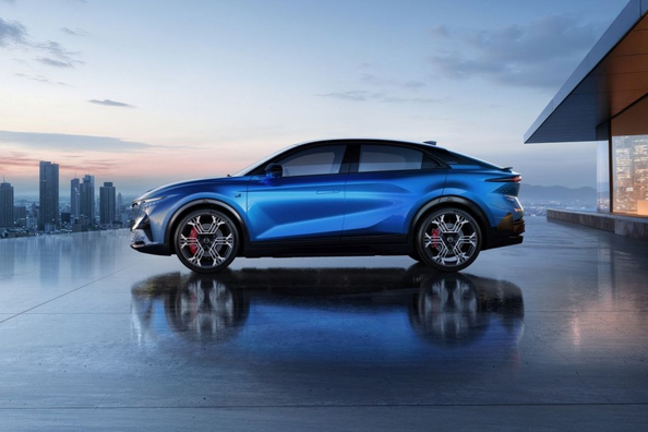 Anmeldelse af Alpine A390: Elektrisk fastback med sportsvognsdynamik Foto 2