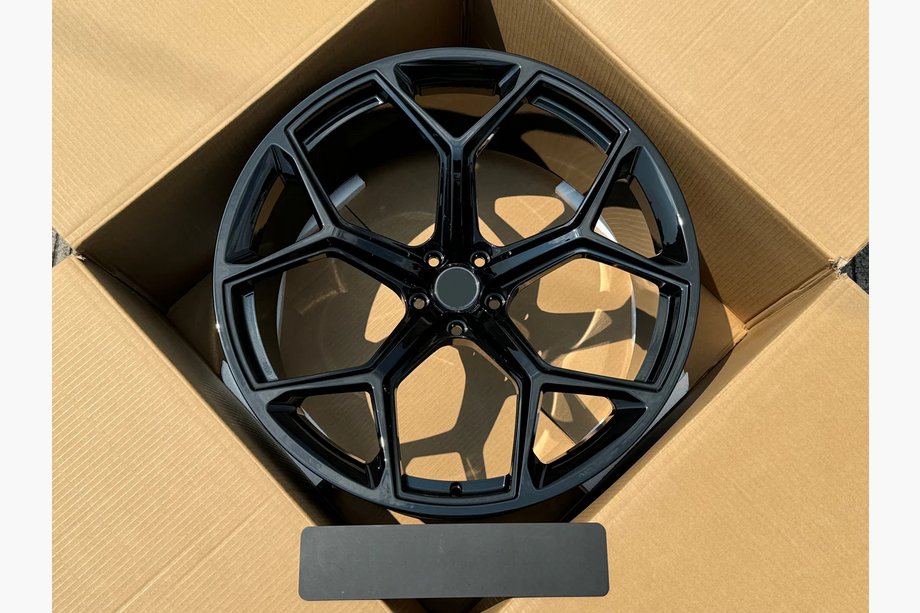 Audi Q8 2018– Smedede OEM fælge R23 (4 stk) Image