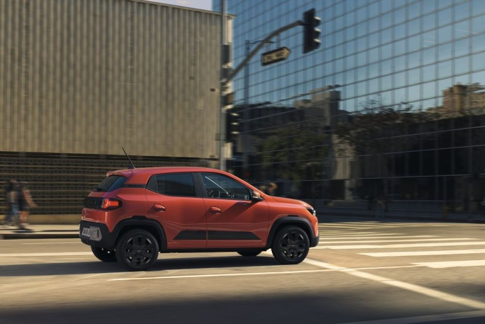Test af Dacia Spring 2024: Billig elbil med opdateret design