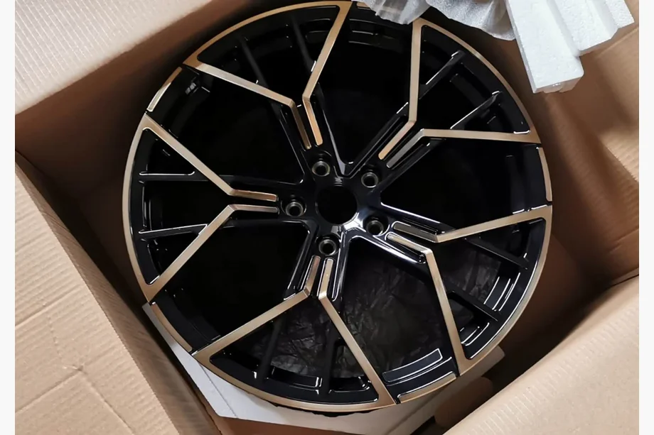 BMW 8-serie G14/G15/G16 2018– Smedede OEM fælge R20 V1 (4 stk.) Image