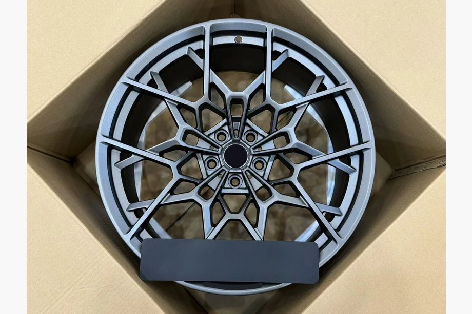 BMW 7-serie G70/G71 2022– Smedede OEM-fælge R22 V6 (4 stk) Image
