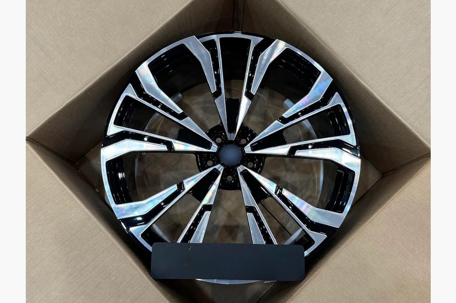 BMW X7 G07 2019– Smedede fælge OEM R23 V3 (sæt med 4) Image