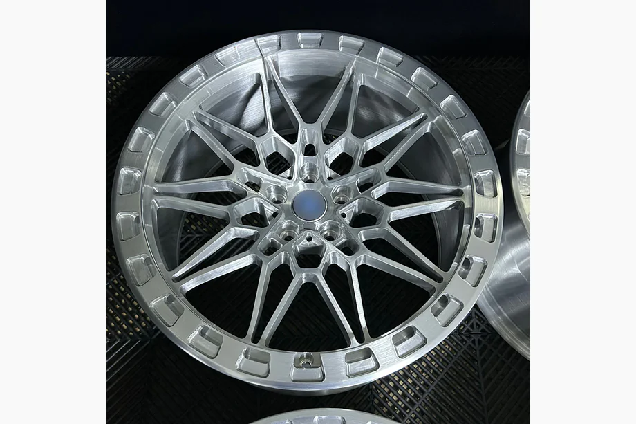 BMW 4-serie G22/23/26 2020– Smedede OEM fælge R19 R20 V7 (4 stk) Image