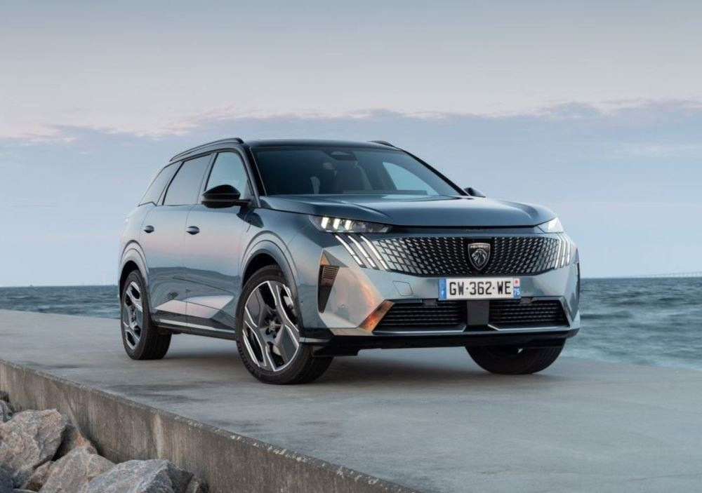 Test af hybrid Peugeot 5008 i tredje generation