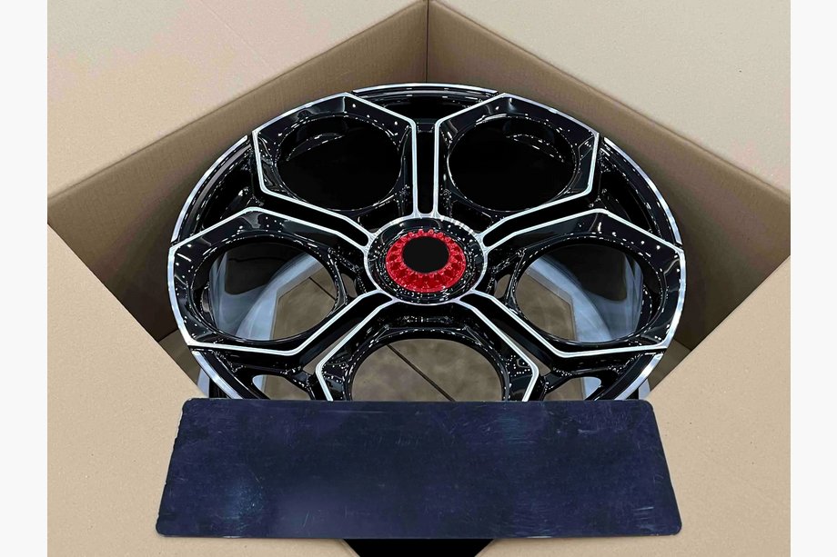 Lamborghini Aventador 2011–2022 Smedede OEM-fælge R20/R21 V3 (4 stk.) Foto 3