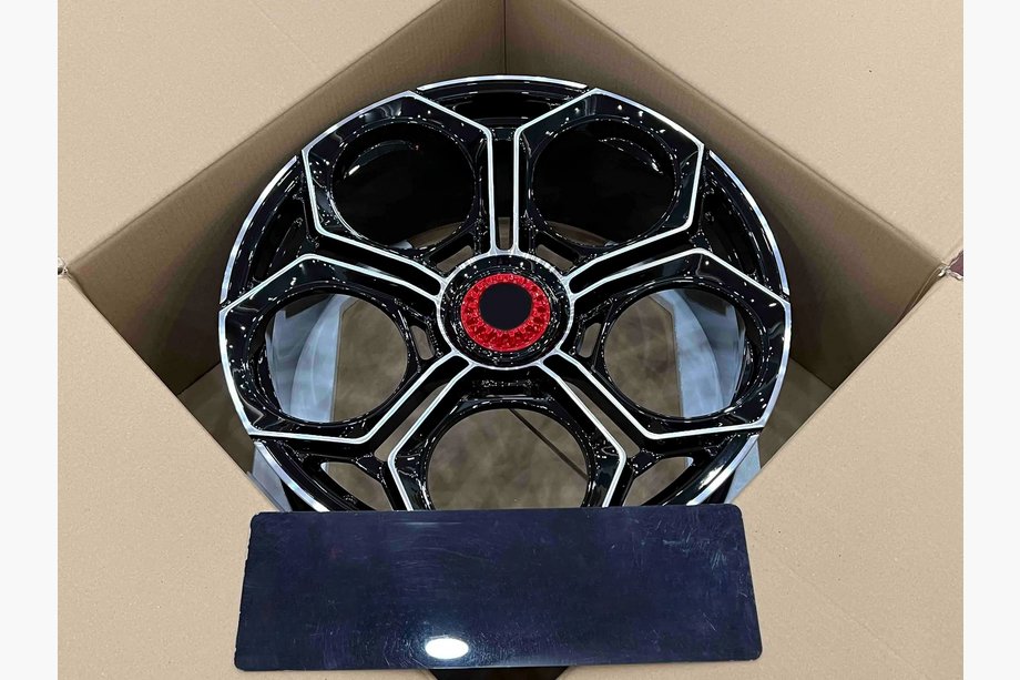 Lamborghini Aventador 2011–2022 Smedede OEM-fælge R20/R21 V3 (4 stk.) Foto 2