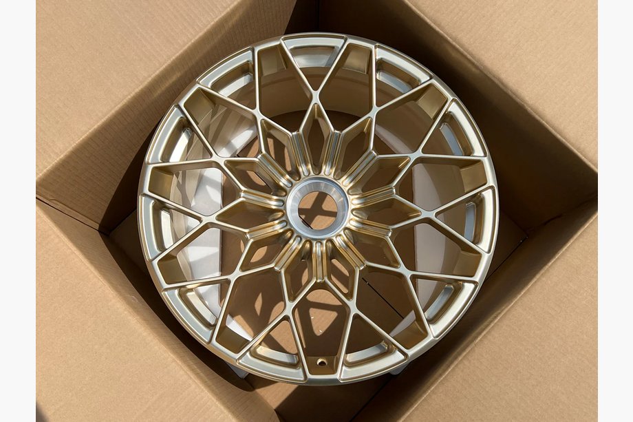 Lamborghini Huracan 2014– Smedede OEM fælge R20 V2 (4 stk) Image