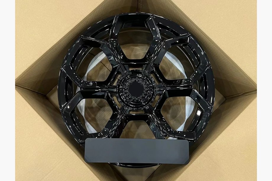 Lamborghini Aventador 2011–2022 Smedede OEM-fælge R20 R21 V6 (sæt med 4 stk.) Image