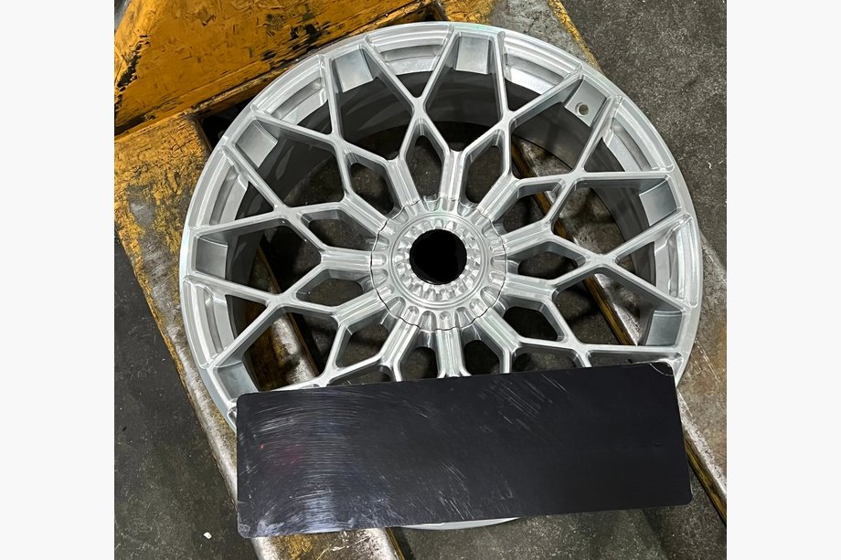 Lamborghini Huracan 2014– Smedede OEM fælge R20 R21 V2 (4 stk.) Image