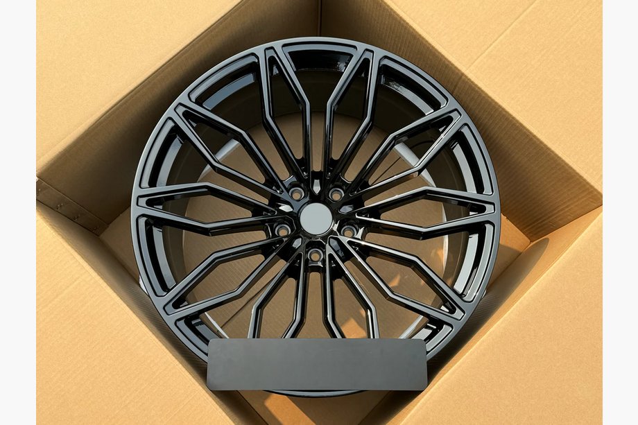 Lamborghini Urus 2018– Smedede fælge OEM R23 V12 (4 stk.) Image