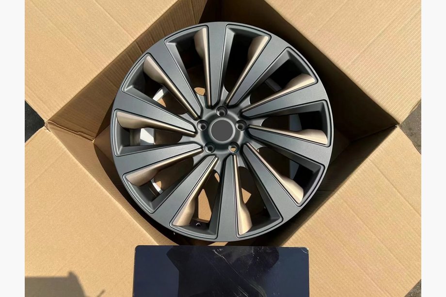 Range Rover V L460 2021– OEM R24 V3 smedede fælge (4 stk.) Image