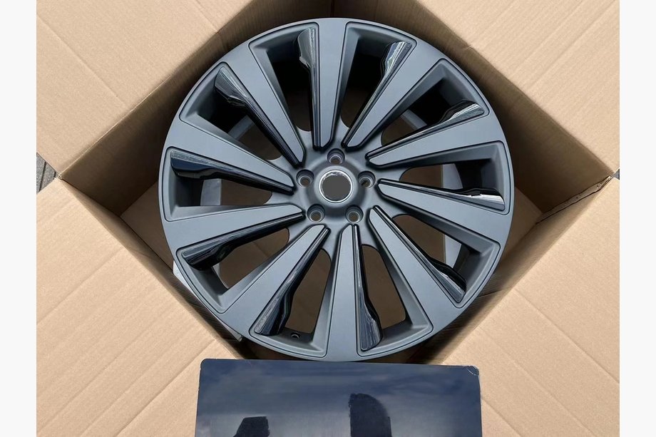 Range Rover V L460 2021– Smedede fælge OEM R23 R24 V1 (4 stk) Image