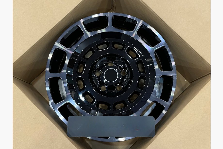 Land Rover Defender 2019– Smedede OEM fælge R20 V5 (4 stk.) Image