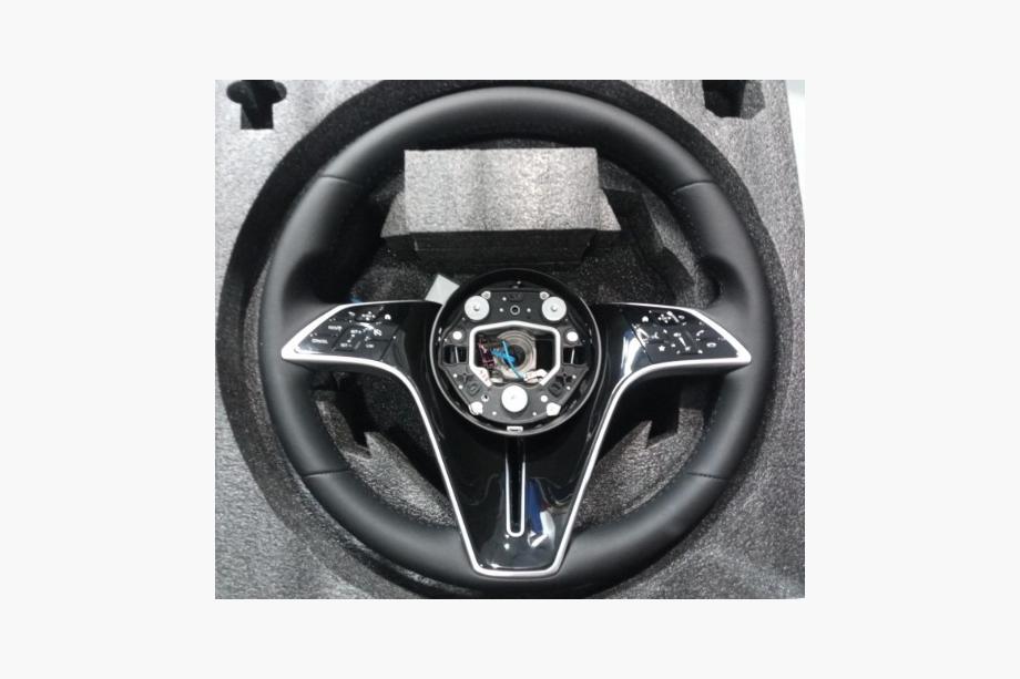 Mercedes Vito/V-klasse W447 2014– Rat i Maybach-style (sort + sorte knapper) Image