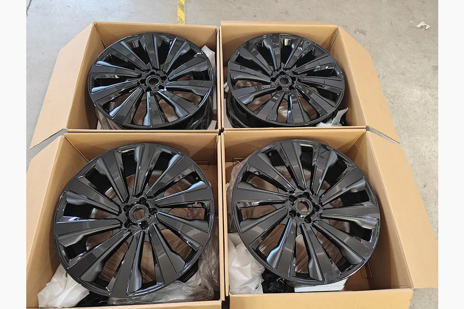 Range Rover V L460 2021– Smedede fælge OEM R24 V8 (4 stk.) Foto 7