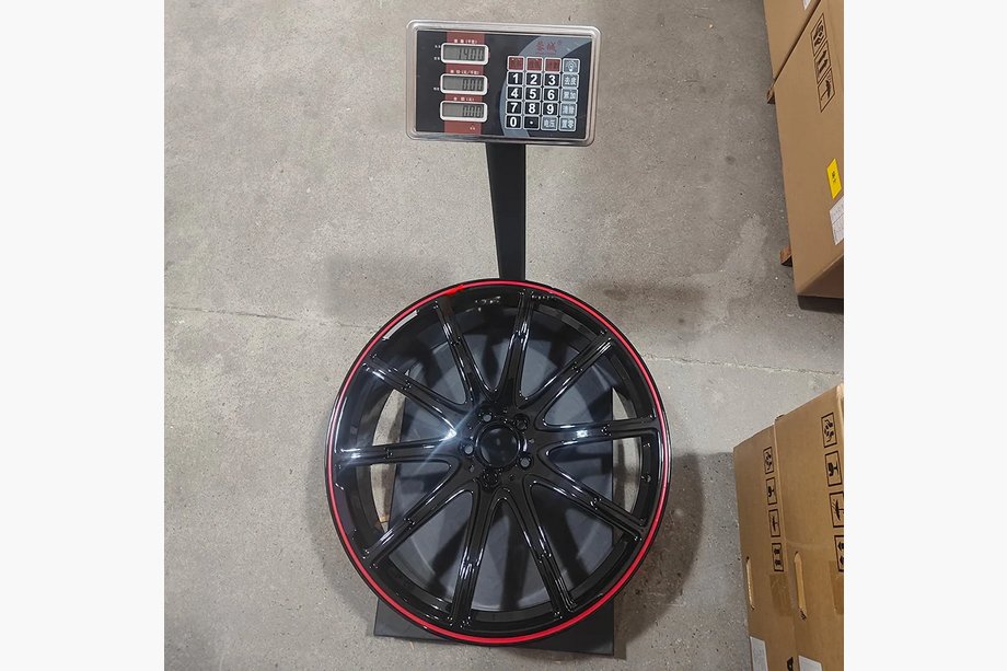 Mercedes CLA C117 2013–2019 Smedede OEM-fælge R22 (4 stk.) Foto 10