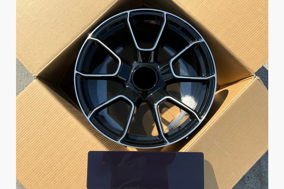 Porsche 911 (991) 2011–2019 Smedede OEM-fælge R21/R22 (4 stk.) Image