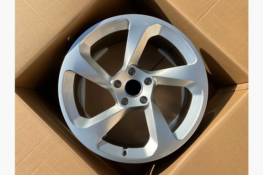 Porsche 911 (992) 2018– Smedede OEM fælge R20/R21 V11 (4 stk.) Image