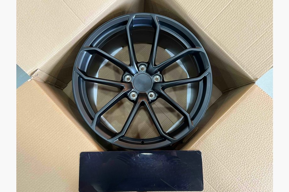 Porsche Panamera 2016–2023 Smedede OEM fælge R20 (4 stk.) Image