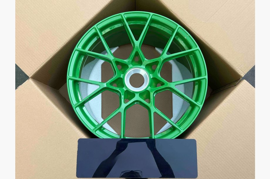 Porsche 911 (992) 2018– Smedede OEM fælge R20/R21 V13 (4 stk.) Image