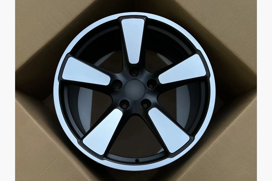 Porsche 911 (997) 2004–2012 Smedede OEM fælge R20 V2 (4 stk) Image