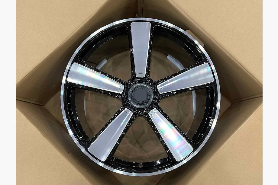 Porsche 911 (992) 2018– Smedede OEM-fælge R20 R21 V20 (4 stk.) Image