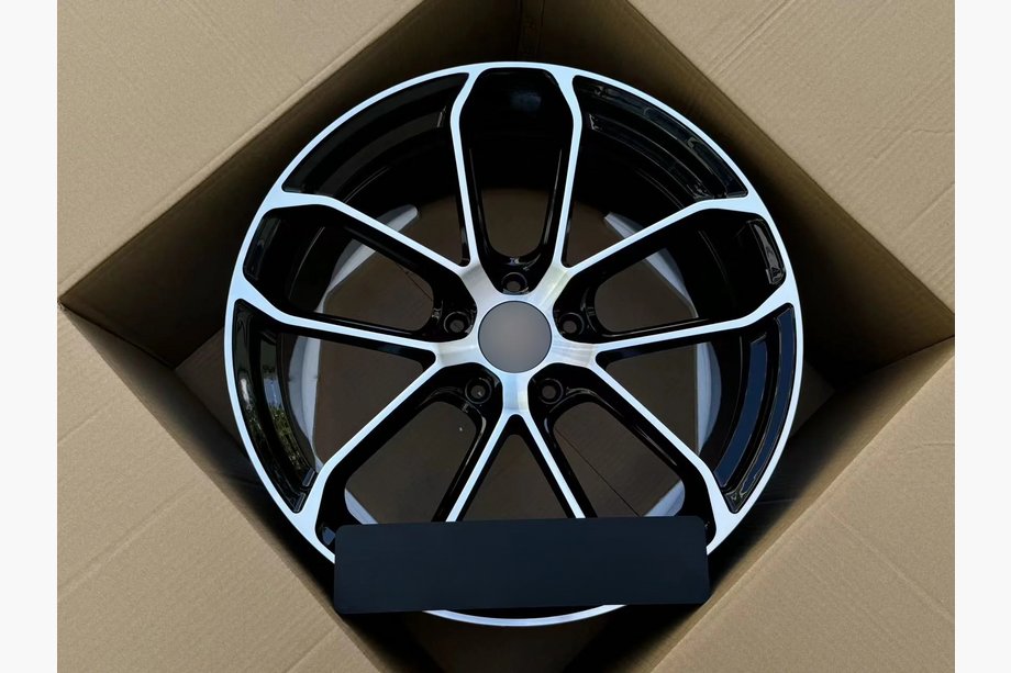 Porsche Cayenne 2018– Smedede fælge OEM R21 V2 (4 stk.) Image