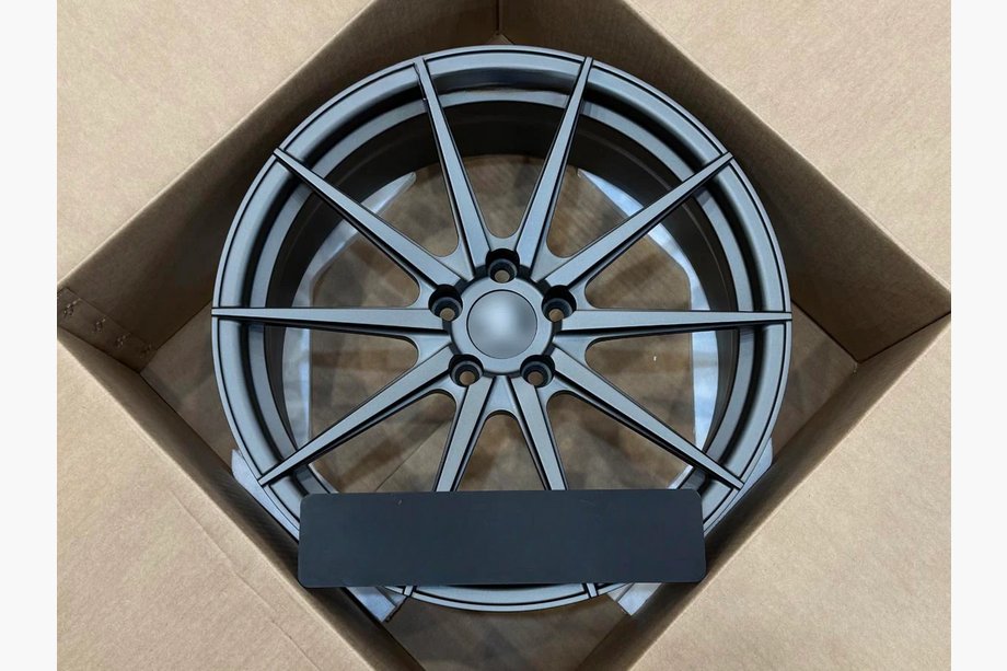 Skoda Superb 2015–2024 Smedede OEM fælge R19 (4 stk.) Image
