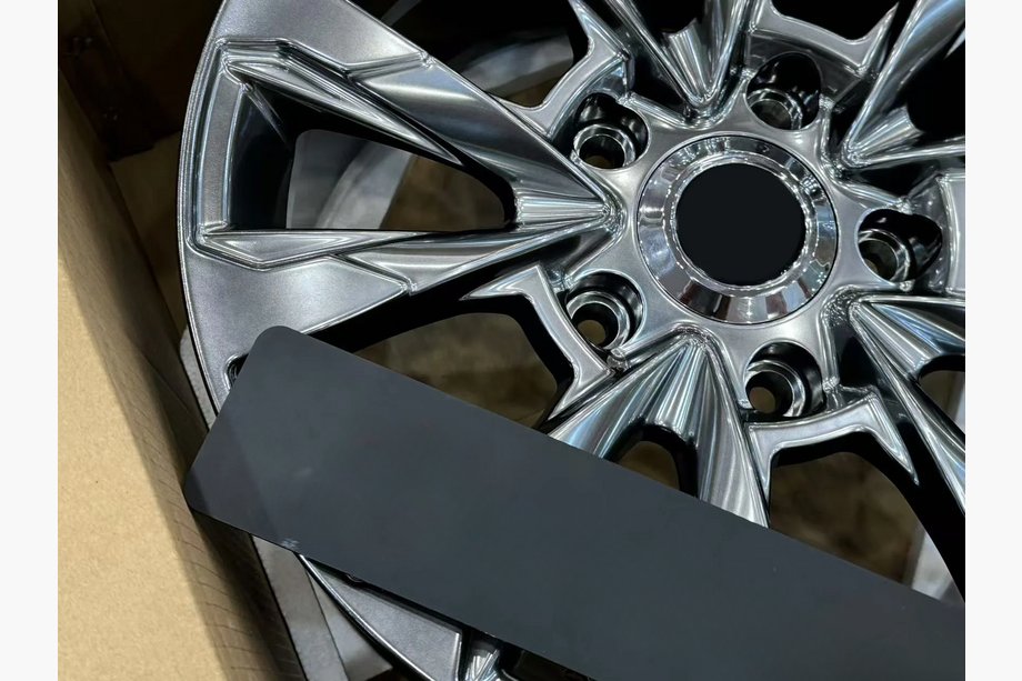 Toyota Land Cruiser 200 2007–2021 OEM smedede fælge R18 (4 stk.) Foto 7