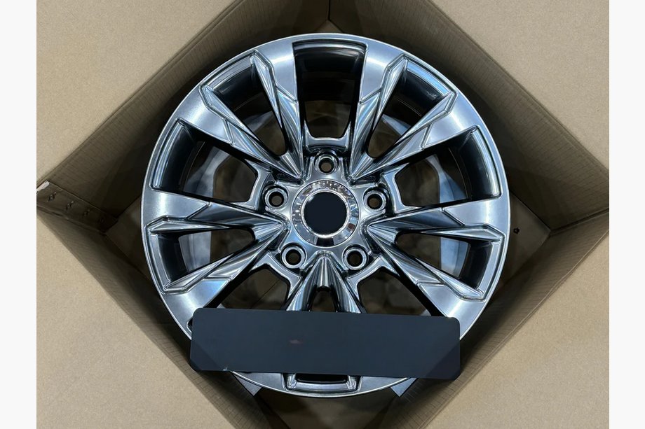 Toyota Land Cruiser 200 2007–2021 OEM smedede fælge R18 (4 stk.) Foto 1