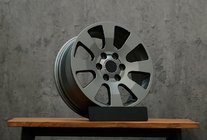 Toyota Land Cruiser Prado 250 2023– OEM smedede fælge R18 (4 stk.) foto 1