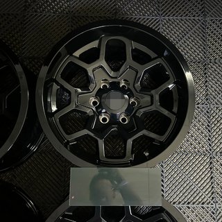 Smedede fælge OEM R17 (4 stk.) Toyota Hilux 2015– foto 1