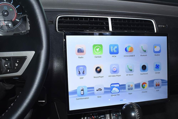 Sådan vælger du et moderne multimediesystem til bilen