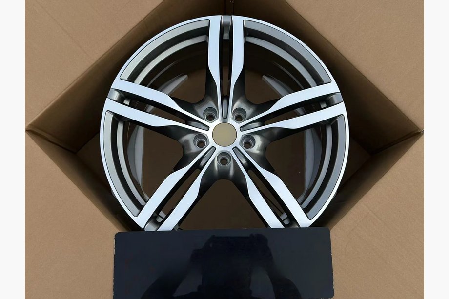 Ferrari Portofino Smedede OEM fælge R20 (4 stk.) Image
