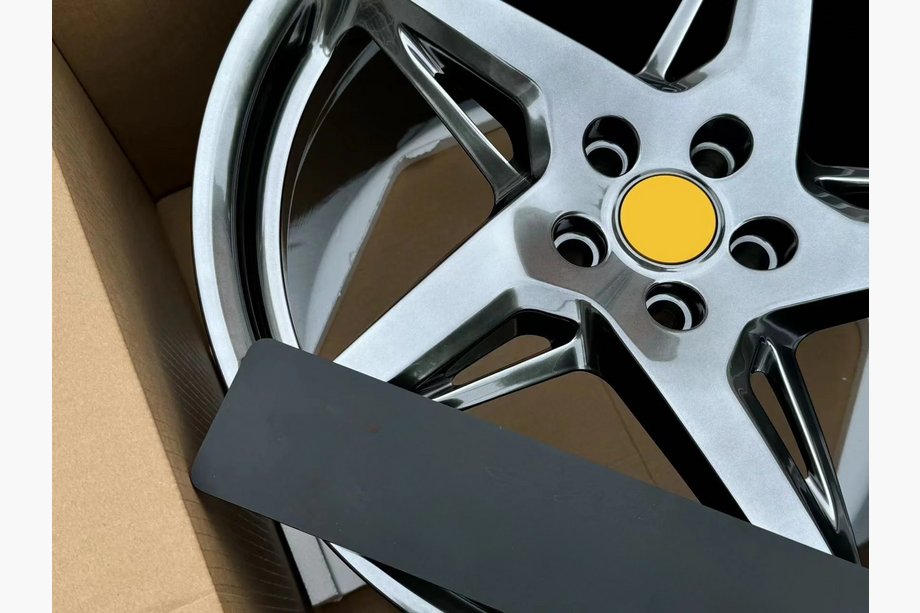 Ferrari 348 Smedede OEM fælge R19 (4 stk.) Foto 11